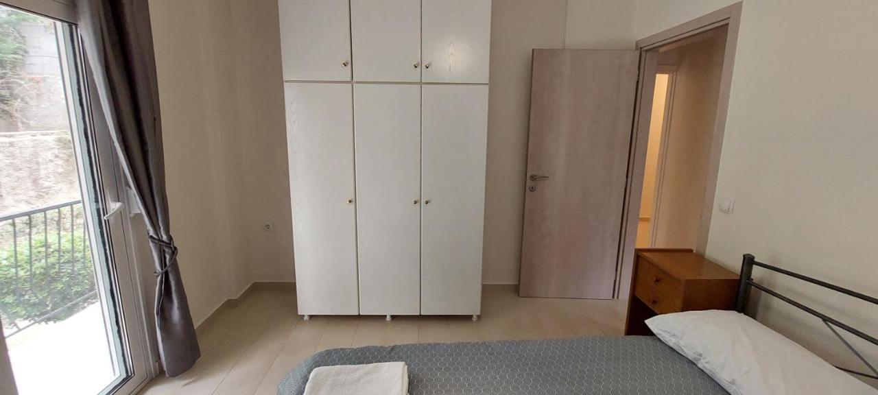 Cozy Apartment In Nea Smyrni Athen Eksteriør billede